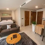Apartment Mg Restaurace/luxury Mladá Boleslav