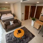 Mg Restaurace/luxury Apartment