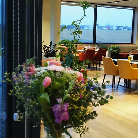Mg Restaurace/luxury Apartment Mladá Boleslav