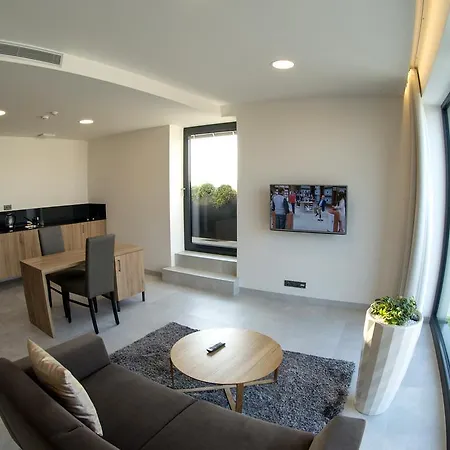 Apartment Mg Restaurace/luxury *