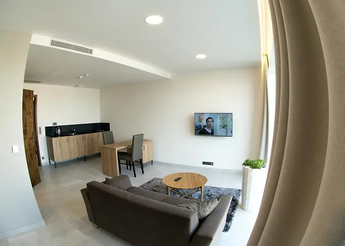 Mg Restaurace/luxury Apartmán Mladá Boleslav