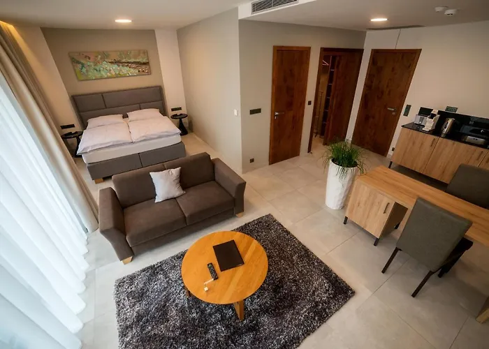 Mg Restaurace/luxury Apartmán
